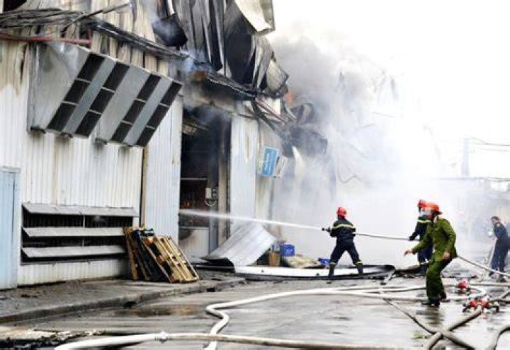 
32 killed in Vietnam karaoke bar fire 