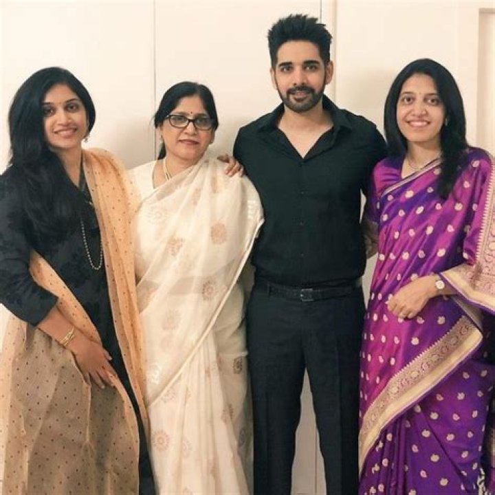 
Akkineni Sushanth Aka Sushanth Anumolu Death Cause, Wife family And Net Worth 