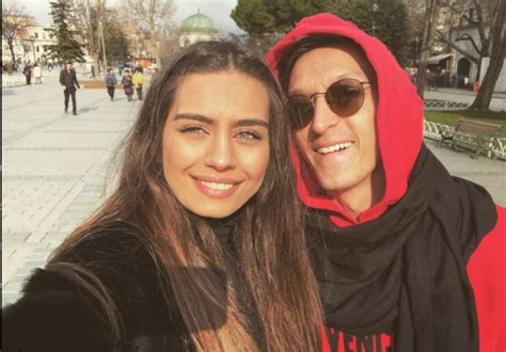 Amine Gulse Height, Weight, Net Worth, Age, Birthday, Wikipedia, Who, Instagram, Biography