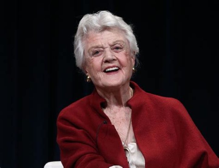 Angela Lansbury Height, Weight, Net Worth, Age, Birthday, Wikipedia, Who, Instagram, Biography