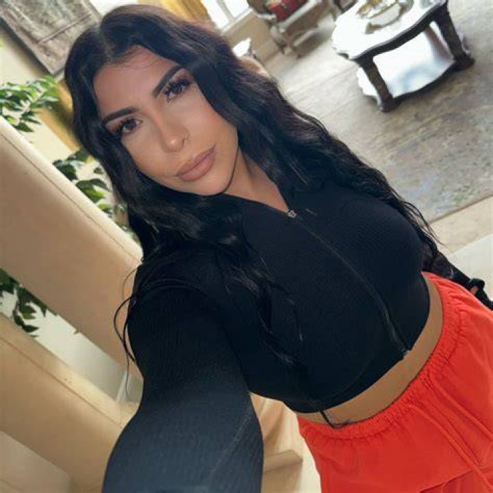  Chanel Jabro