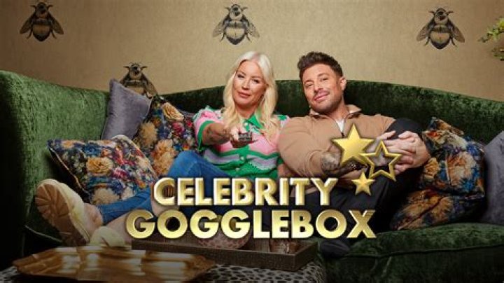 
Does Izzy From Gogglebox Have A Boyfriend? Viewers Worry About Her Relationship After The Tragedy of Her Sister 