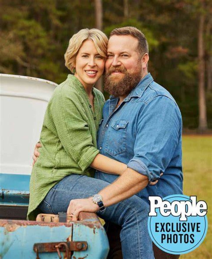 
Erin Napier Saved the Day with a Secret Talent During a Crisis on the Set of Her HGTV Christmas Movie 