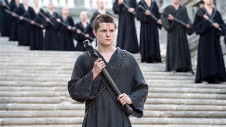 
Eugene Simon’s (aka Lancel Lannister on ‘GOT’) Biography 