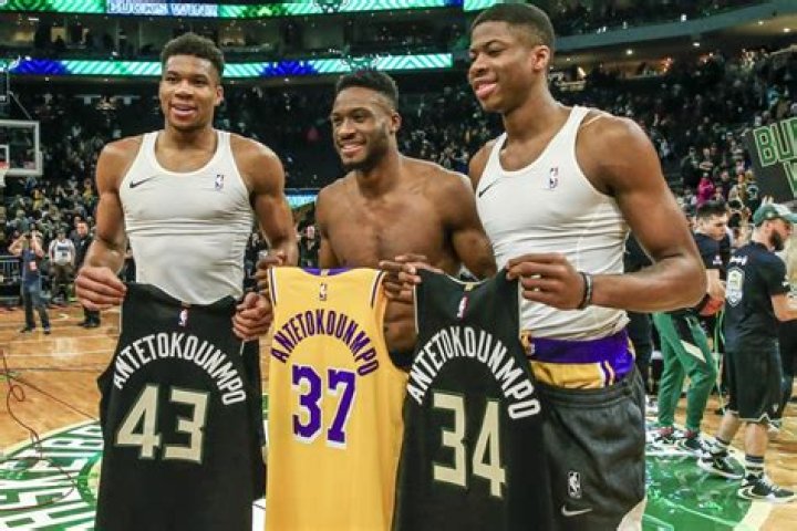 Francis Antetokounmpo And Brother Giannis Antetokounmpo Age Gap, Basketball’s Budding Family