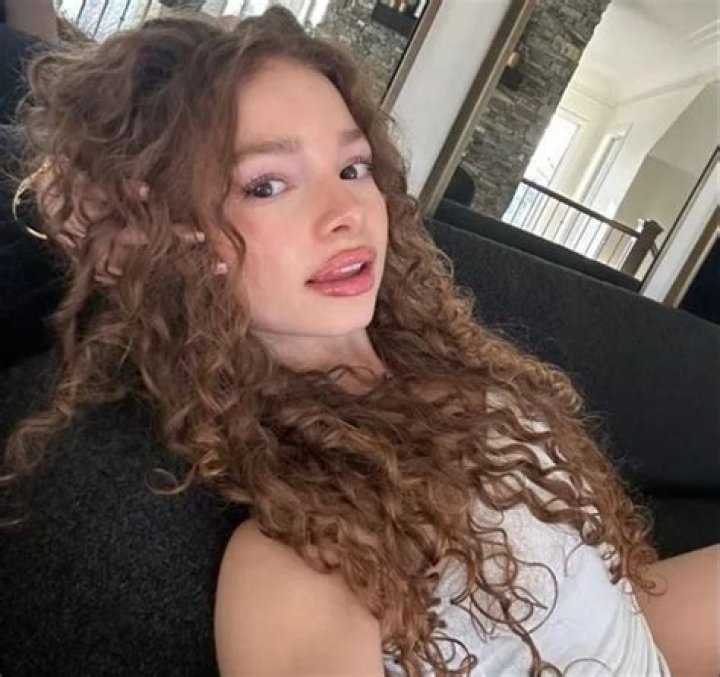 Hannah Meyer – Cokequeen2 (TikTok Star) Biography, Age, Boyfriend, Height, Net Worth