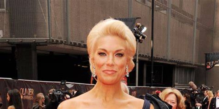 
Hannah Waddingham’s Biography: Husband, Net Worth, Height 