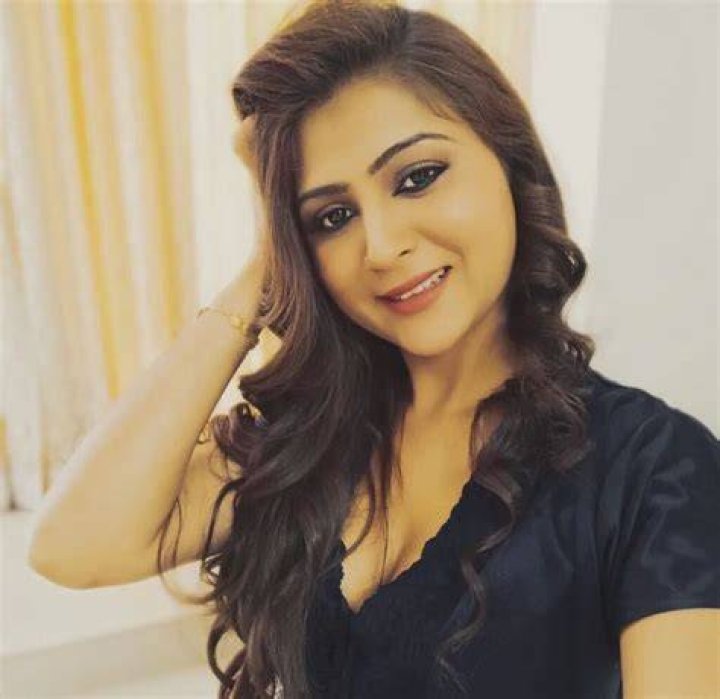 
Hiral Tipirneni Height, Weight, Net Worth, Age, Birthday, Wikipedia, Who, Instagram, Biography 