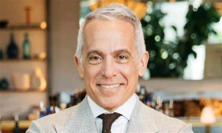 
How Old Is Geoffrey Zakarian Wife Margaret Anne Williams? Age Gap Family And Net Worth 