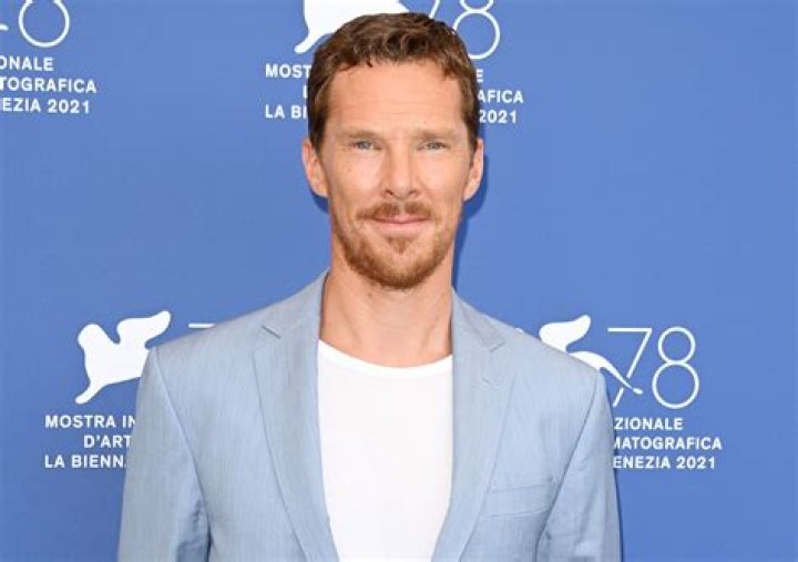 
Is Benedict Cumberbatch Gay? Age, Height, Net Worth 
