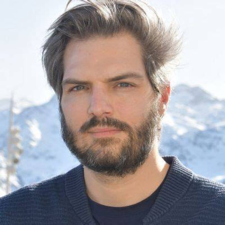 
Is Clément Manuel Dating Anyone? Rumored To Be Gay: Relationship & Sexuality Details 