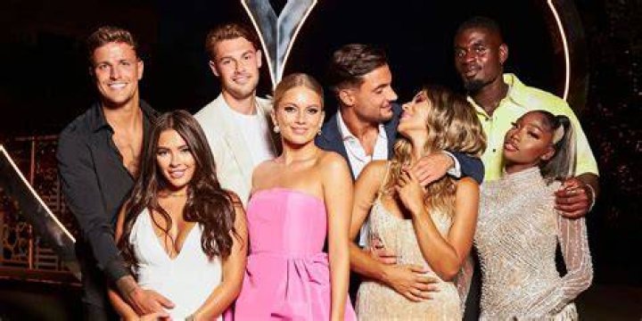 
Is Luca Bish Dating Saffron Barker? Love Island Cast – Meet Fishmonger From Brighton 