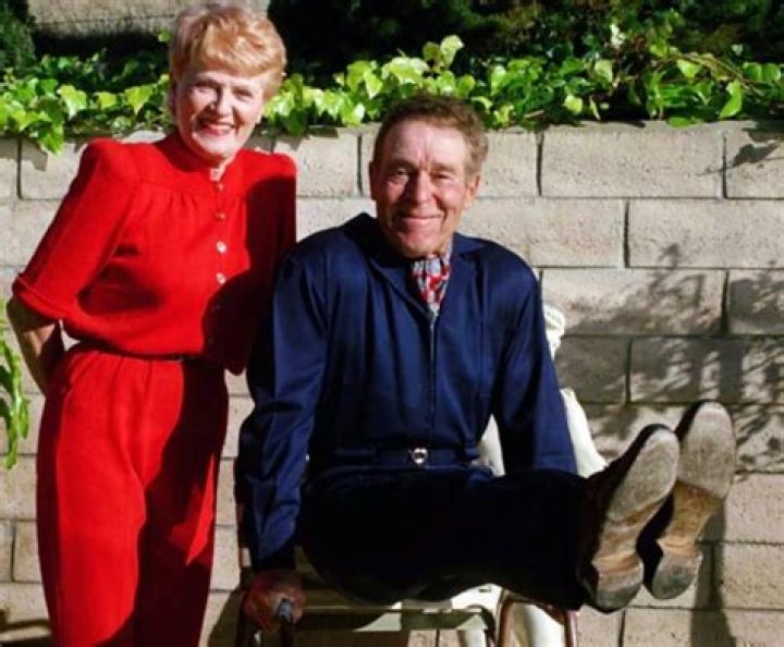 Jack LaLanne is Married to Wife: Elaine Doyle LaLanne. Kids.