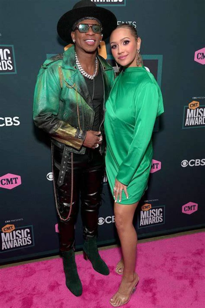 
Jimmie Allen and Wife Alexis Recall How Daughter Zara ‘Went Completely Blue’ amid RSV Battle 
