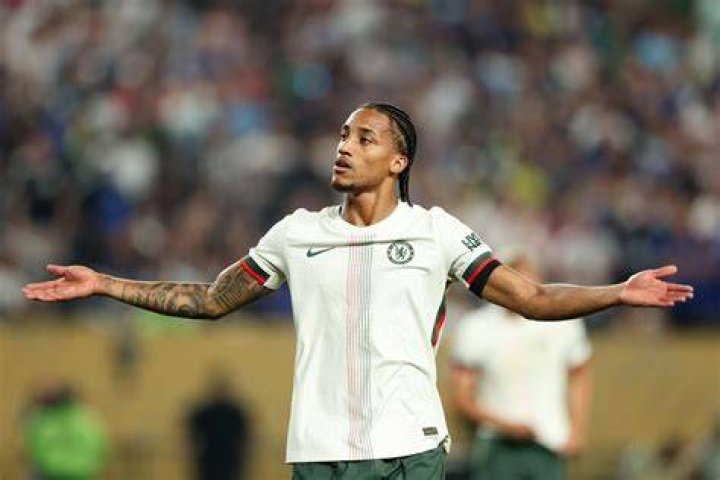 
Joao Pedro Height, Weight, Net Worth, Age, Birthday, Wikipedia, Who, Nationality, Biography 
