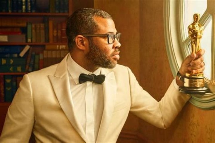Jordan Peele Height, Weight, Net Worth, Age, Birthday, Wikipedia, Who, Instagram, Biography
