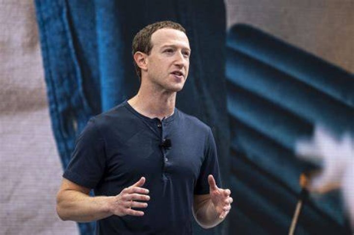 
Kanye West Turns Attention To Mark Zuckerberg, Fears Losing His IG Account 
