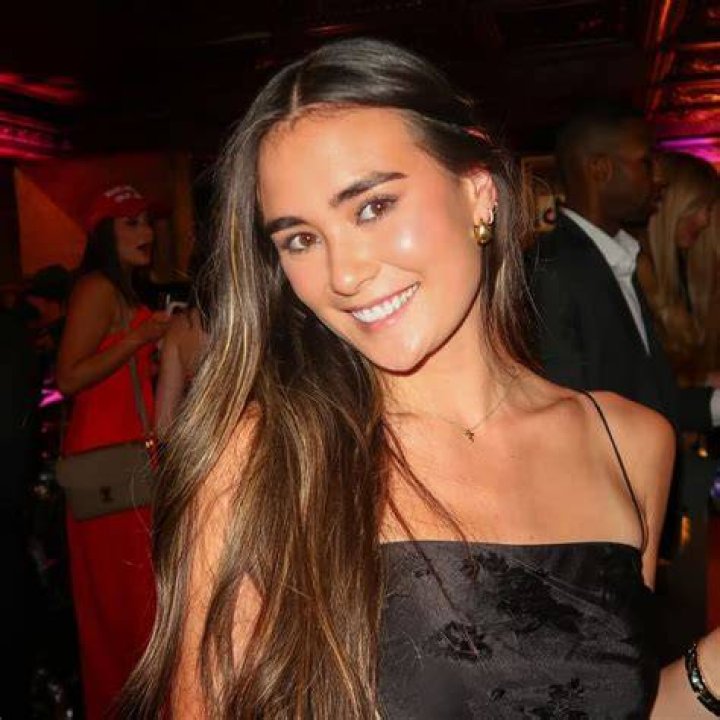 Kayla Scanlan Height, Weight, Net Worth, Age, Birthday, Wikipedia, Who, Instagram, Biography