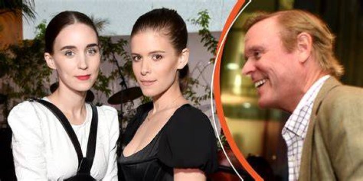
Kenny And Mollie Smith: Sophia Smith Parents & Net Worth 