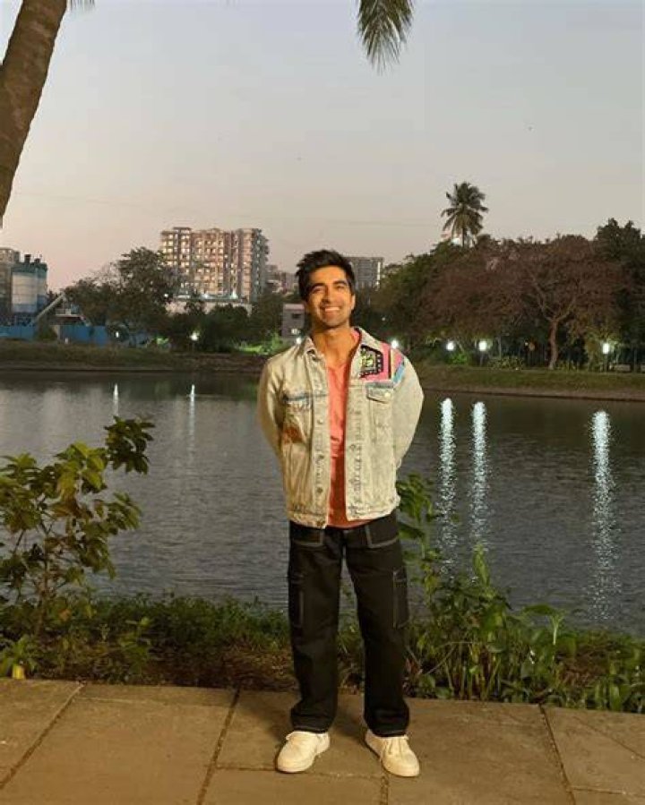 Keshav Sadhna Height, Weight, Net Worth, Age, Birthday, Wikipedia, Who, Instagram, Biography