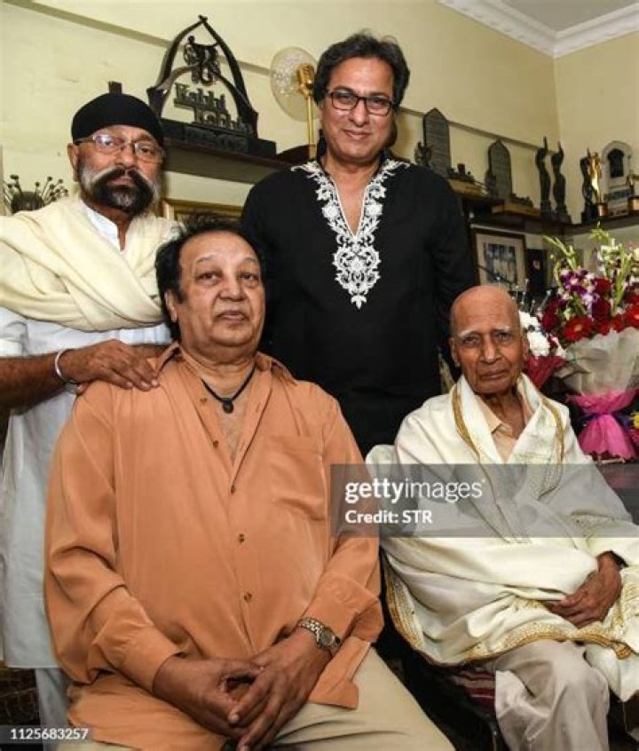 
Legendary Singer Bhupinder Singh Passed Away At 82, Wife Mitali Mukherjee And Children Details 