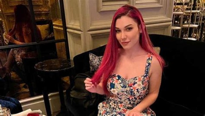
Lily Lou Height, Weight, Net Worth, Age, Birthday, Wikipedia, Who, Nationality, Biography 