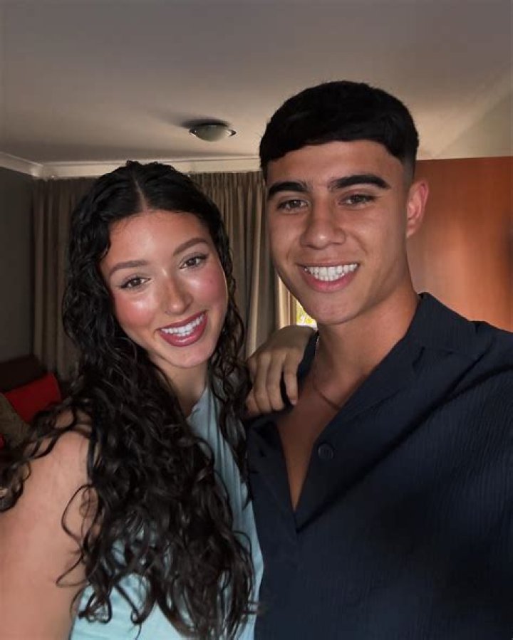 
Meet Kris Moutinho Girlfriend Blaize Hayes On Instagram – Everything To Know About The Couple 