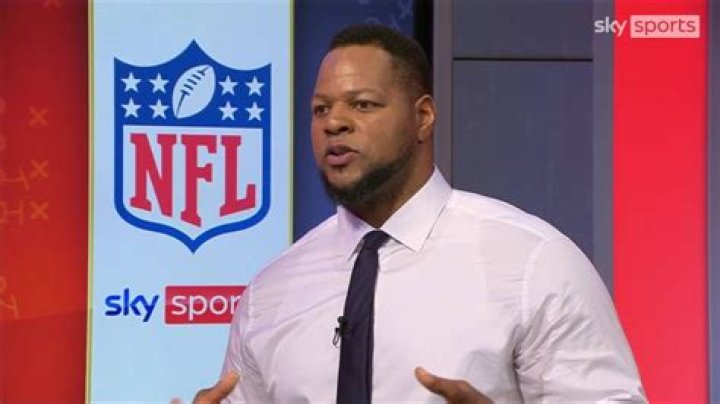 Ndamukong Suh Height, Weight, Net Worth, Age, Birthday, Wikipedia, Who, Nationality, Biography