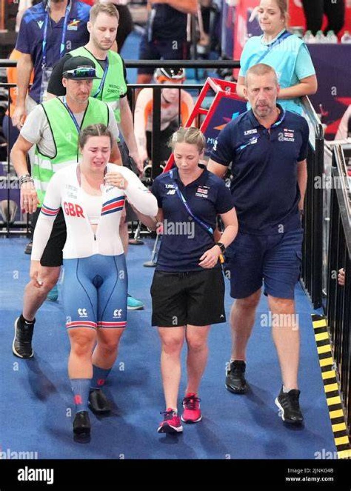 
Nigel Capewell: Who Is He? Cycling Champion Sophie Capewell Honors Late Father with Medal 