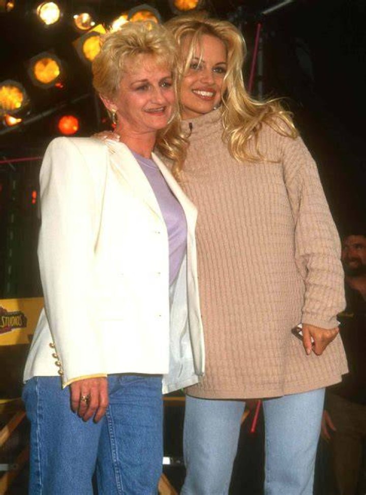 
Pamela Anderson Parents, Sibiling, Age, Biography, Net Worth & More 