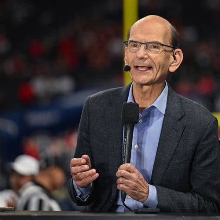 Paul Finebaum With Hair Is Best Thing On Internet: Wife Linda Hudson and Net Worth