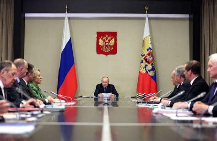
Russia calls on Kiev to return to negotiations: Putin 