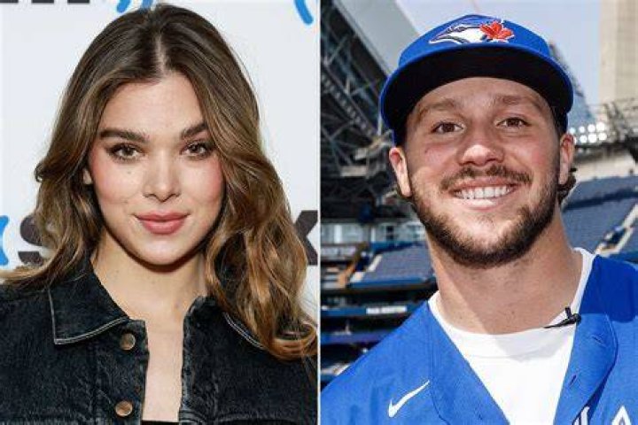 Shameik Moore Girlfriend – Is He Dating Hailee Steinfeld ?