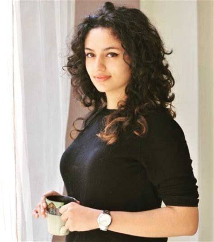
Shirin Tabatabai Height, Weight, Net Worth, Age, Birthday, Wikipedia, Who, Nationality, Biography 