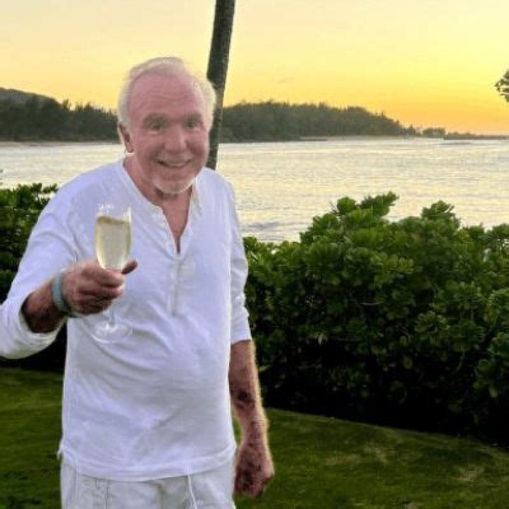 
Stan Rogow Death News | Explore Lizzie McGuire Producer Cause Of Death 