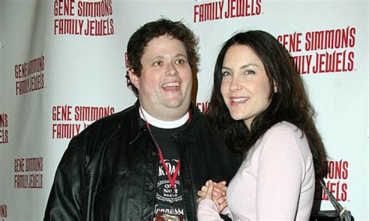 
Stand-up comedian Lahna Turner’s Wiki: Ralphie May Death, Kids, Age, Divorce, Net Worth 