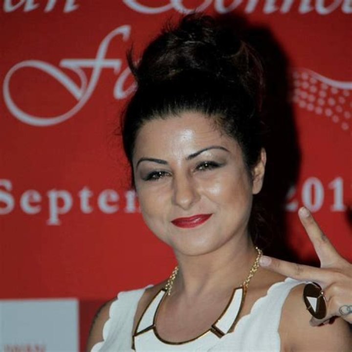 Taran Kaur Dhillon Height, Weight, Net Worth, Age, Birthday, Wikipedia, Who, Instagram, Biography