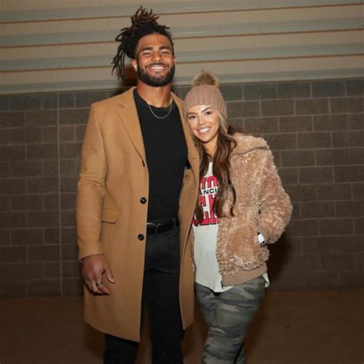 
The Bachelor Star Sydney Hightower Got Married To Fred Warner 