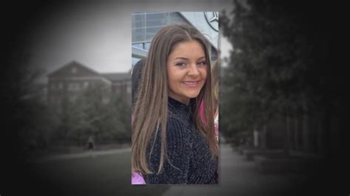 
Who is Carlee Russel’s mother Talitha Robinson? 25-year-old nursing student was kidnapped from Alabama 