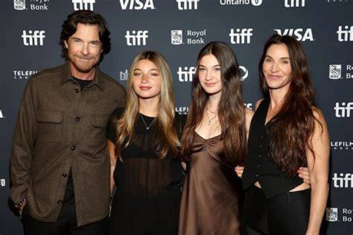 Who Is Jason Bateman’s Wife? Meet Amanda Anka And Children