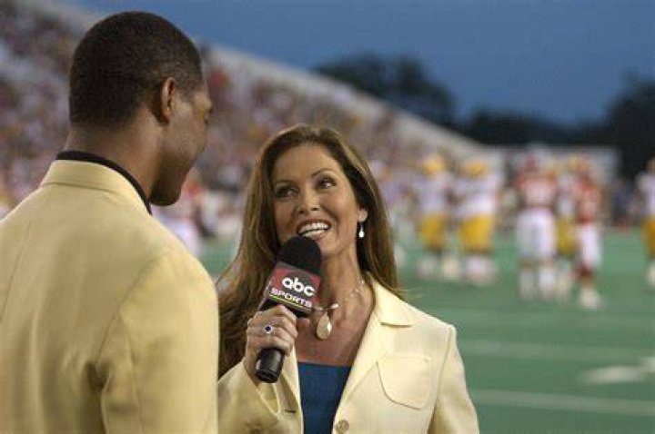 
Who is Lisa Guerrero’s husband? Journalist recounts suffering miscarriage on-air on Monday Night Football 