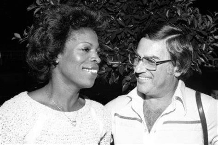 
Who Is Sy Harris? Biography Of Actress Estelle Harris’ Husband 