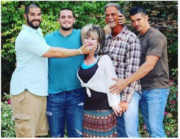 
Yes, David Carr Is Related To Derek Carr – Family Relation Explained 
